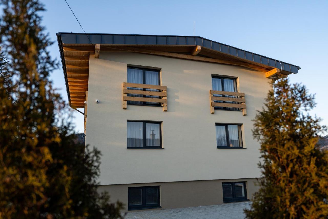Apartmany Janka + Camp Bešeňová Buitenkant foto