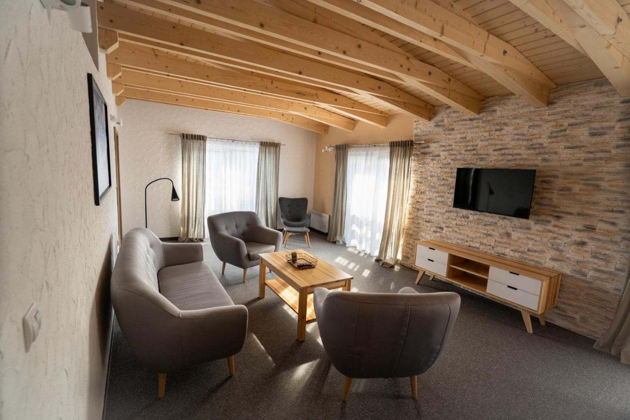 Apartmany Janka + Camp Bešeňová Buitenkant foto