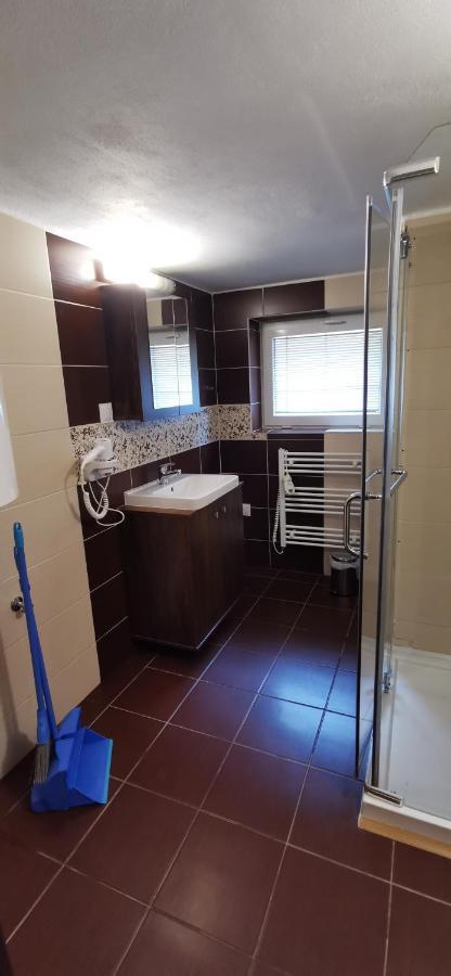 Apartmany Janka + Camp Bešeňová Buitenkant foto